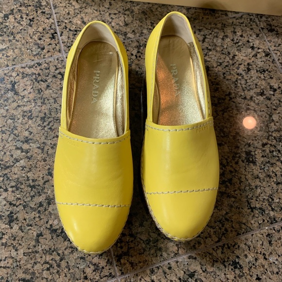 🩷PRADA. 🌼🌼🌼 Yellow espadrilles 💯athletic - Picture 2 of 10